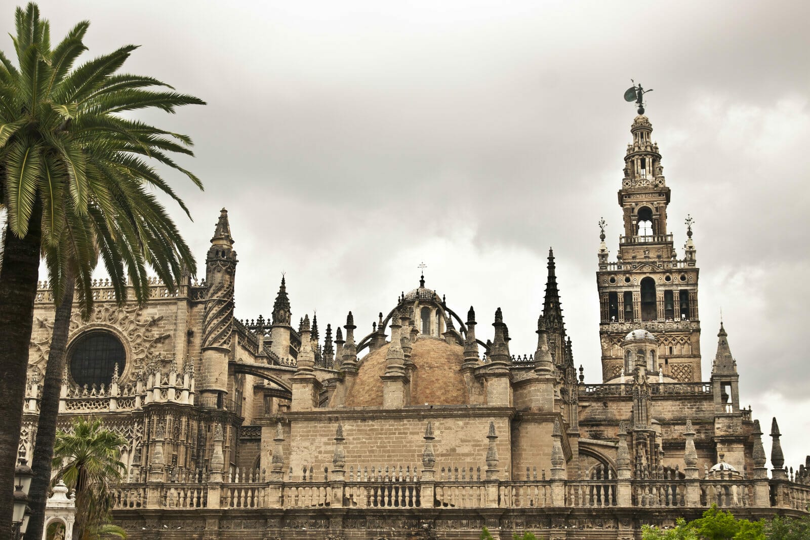 Lire la suite à propos de l’article Incontournables de Séville : zoom sur la cathédrale et l’Alcazar