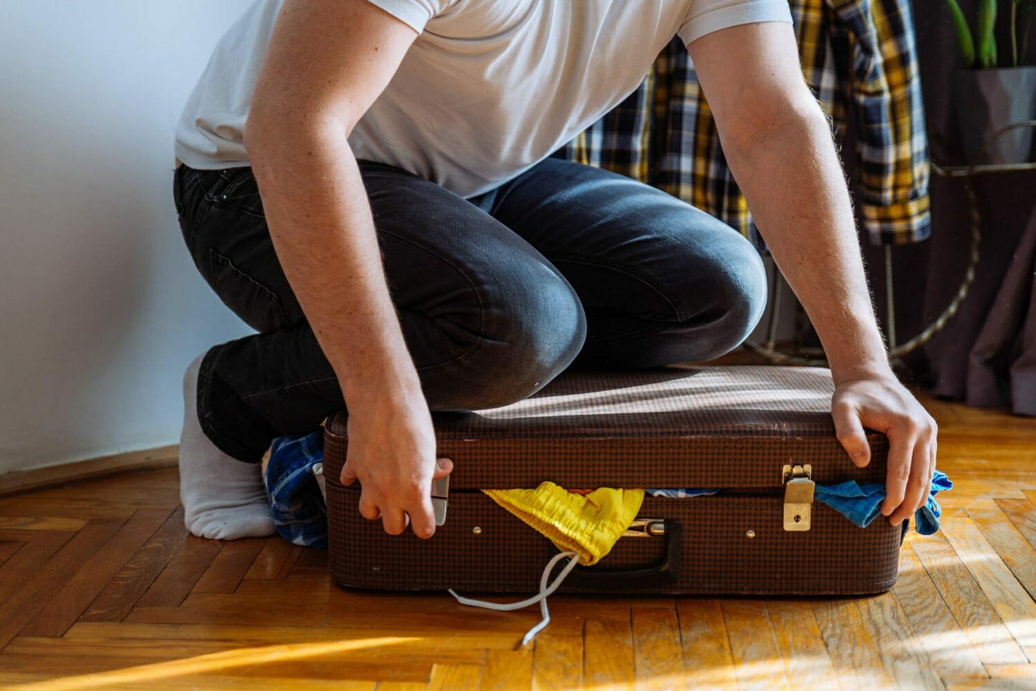 Lire la suite à propos de l’article Les astuces pratiques pour bien ranger sa valise rigide pour la soute