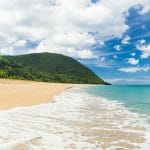 Plage de Guadeloupe pour un séjour de détente sous les tropiques