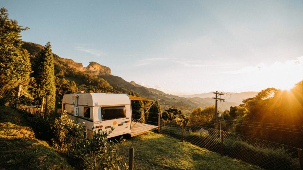 vue imprenable sur la montagne sur ce spot de camping